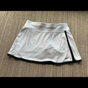 Nike tennis skirt